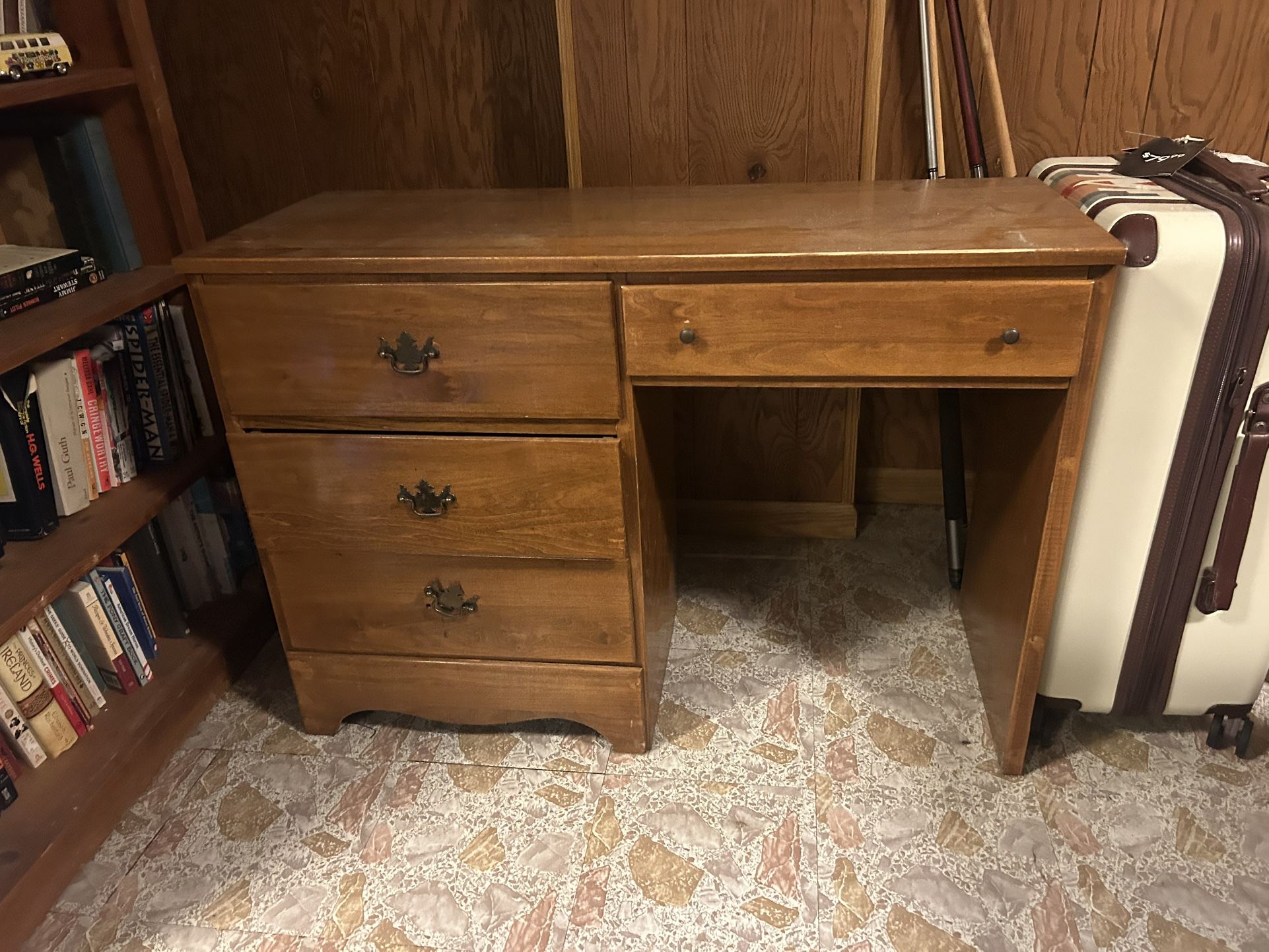 Cute Vintage Desk