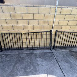 4'x11' Black Steel Fence