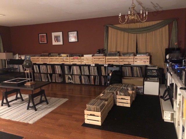 Home Grown Vinyl Record Shop. Sound EQ