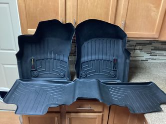 Floor Mats-WeatherTech.       (S)