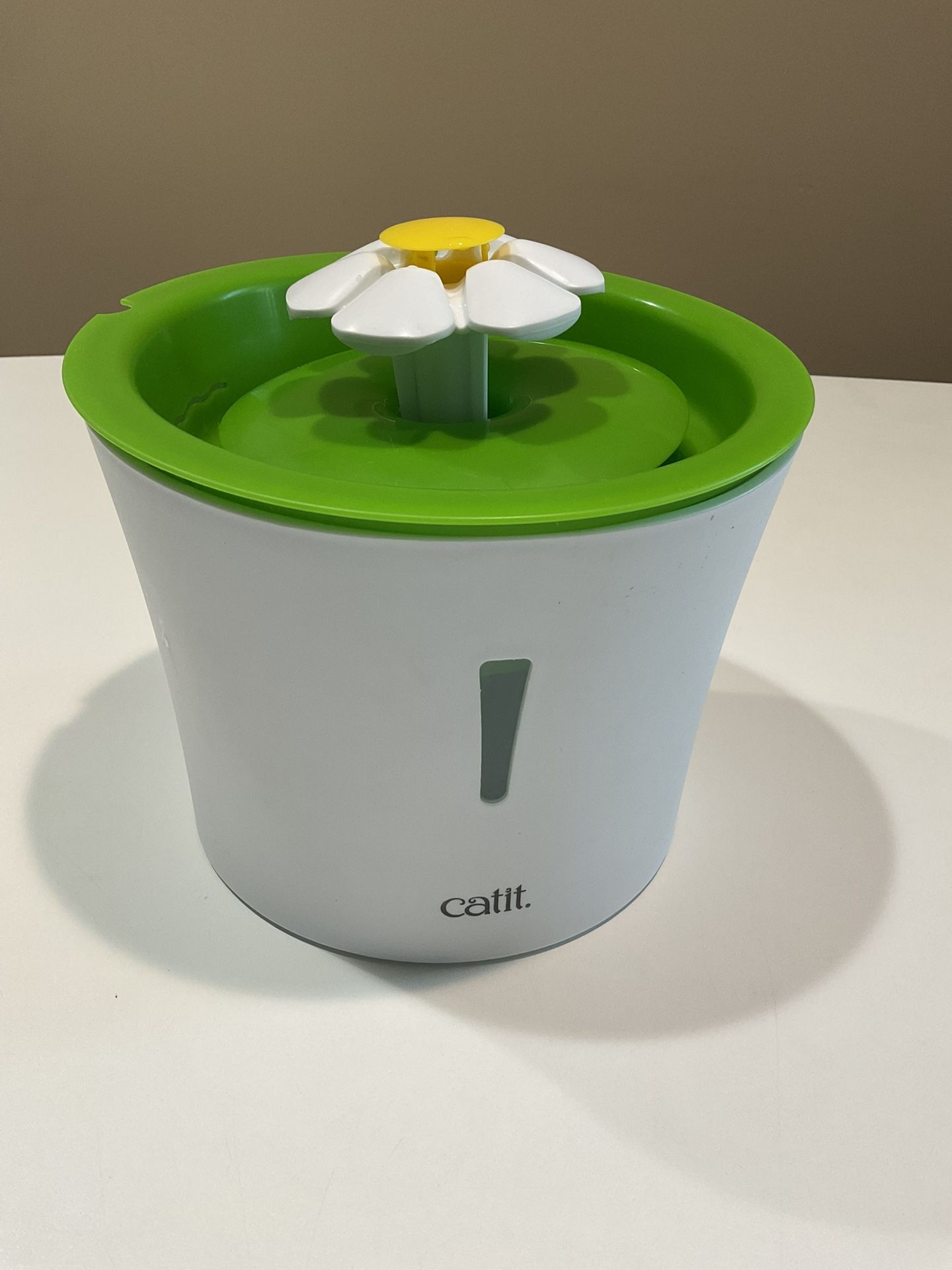Catit Flower Plastic Electrical Cat Drinking Fountain, 100oz