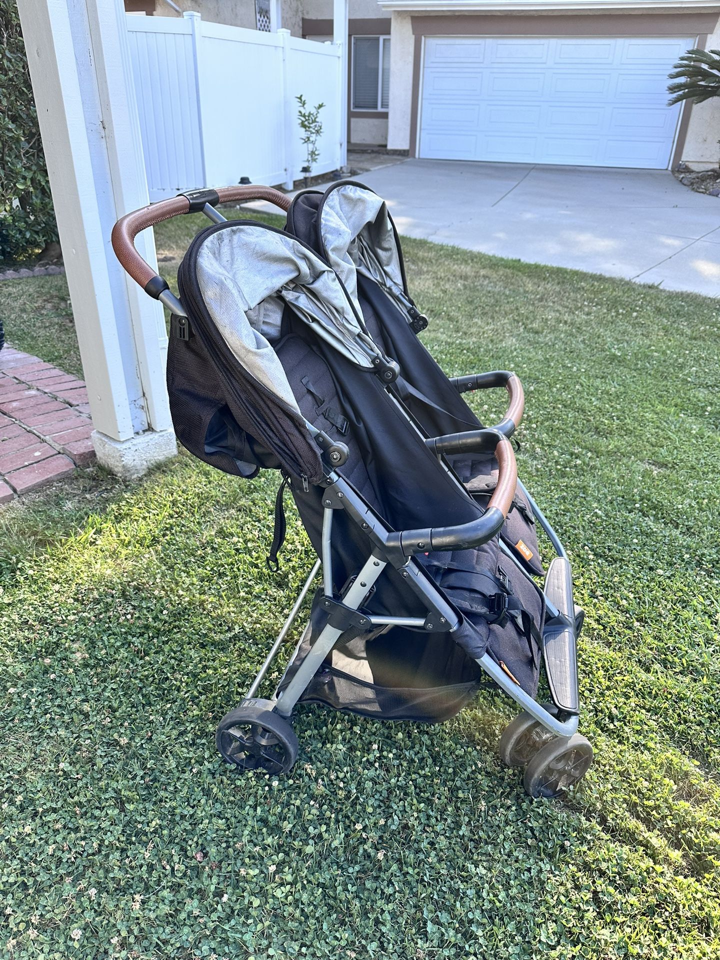 Zoe Stroller