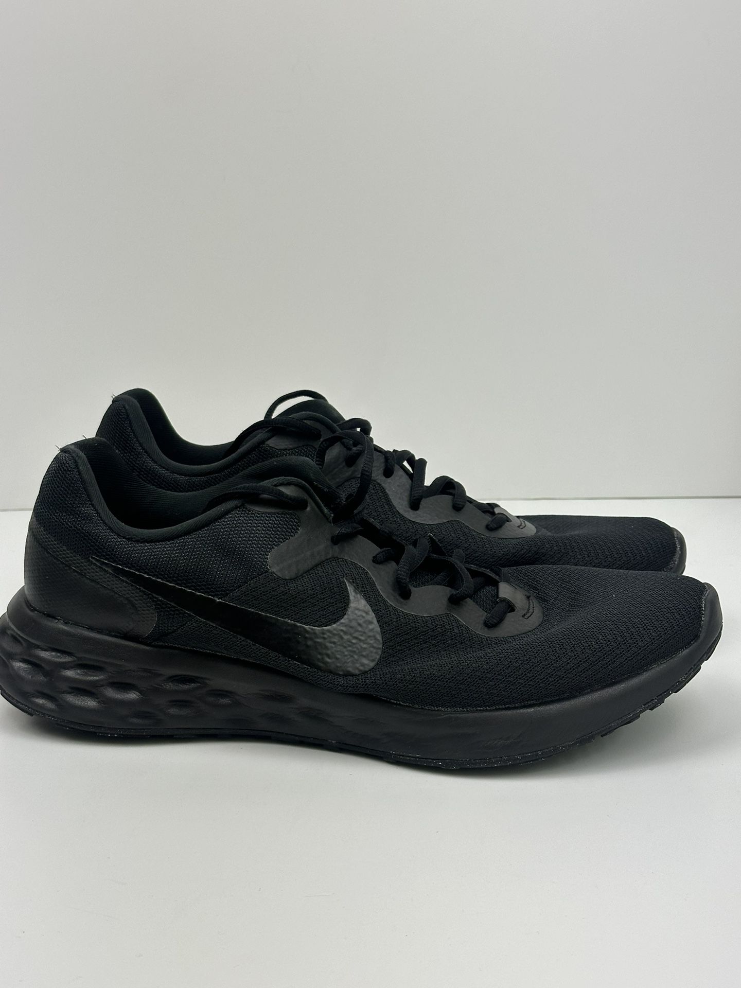Nike Revolution 6 Men's Sneakers Sz 13 Black Athletic Running Shoes DC3728-001