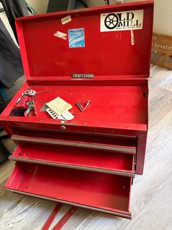 Craftsman Tool Box – Great for Garage or Workshop $45