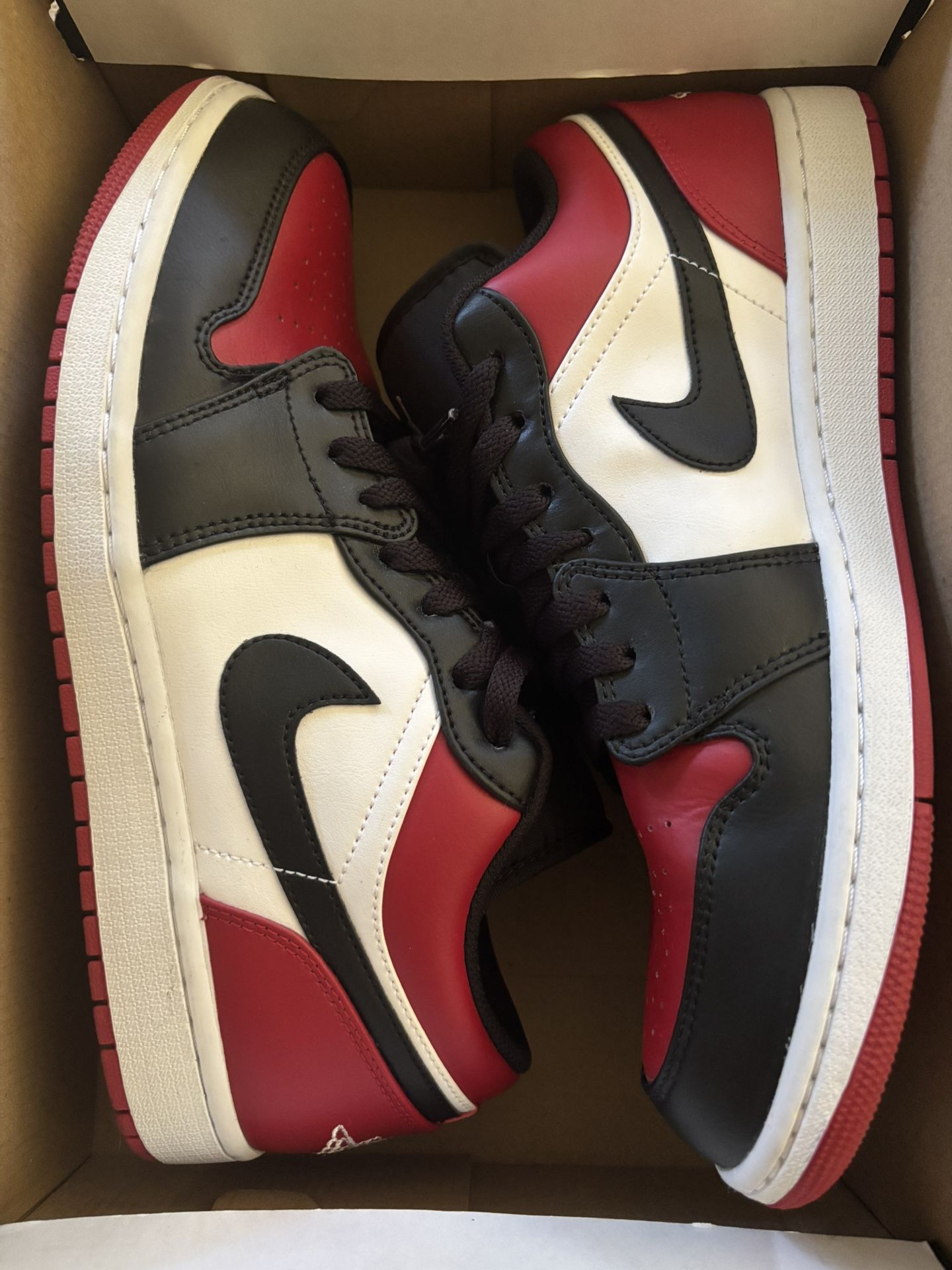 Air Jordan 1 Mid