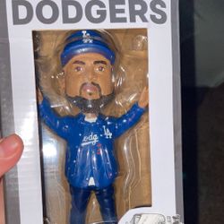 Ice Cube Bobble head