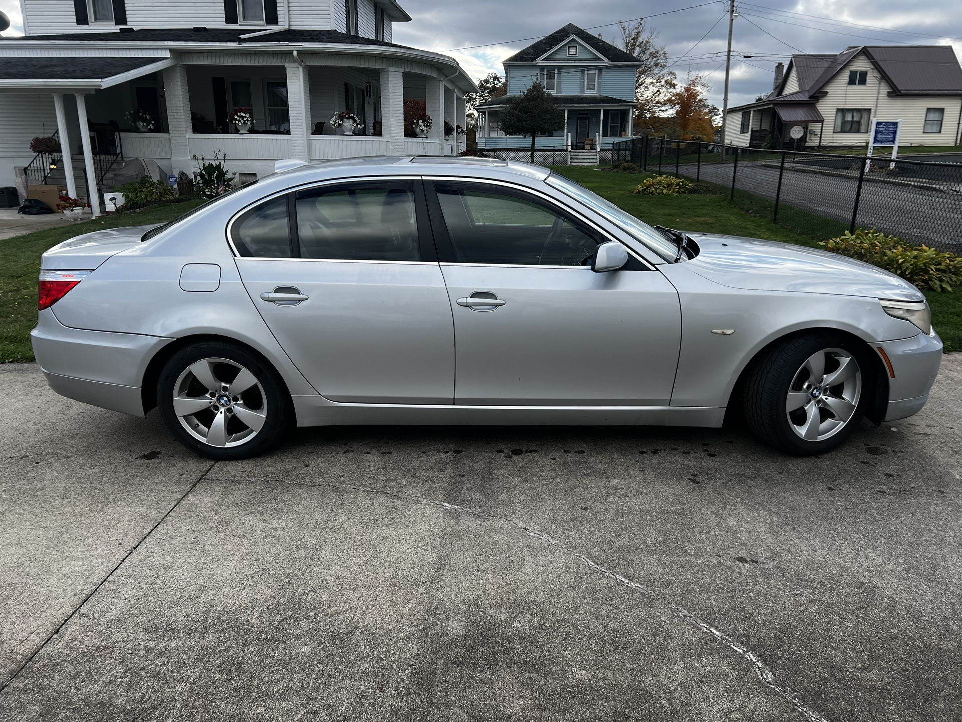 2009 BMW 528i