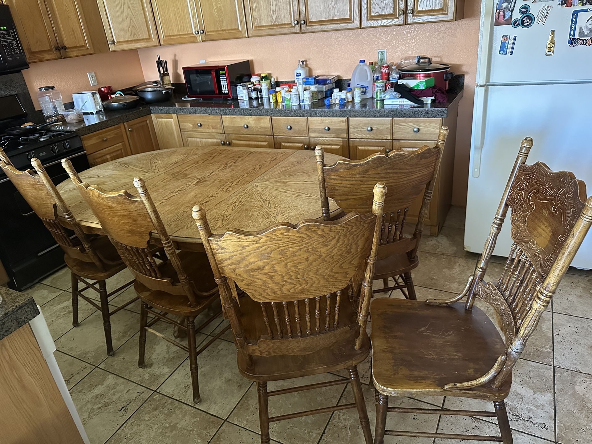 kitchen table and chairs