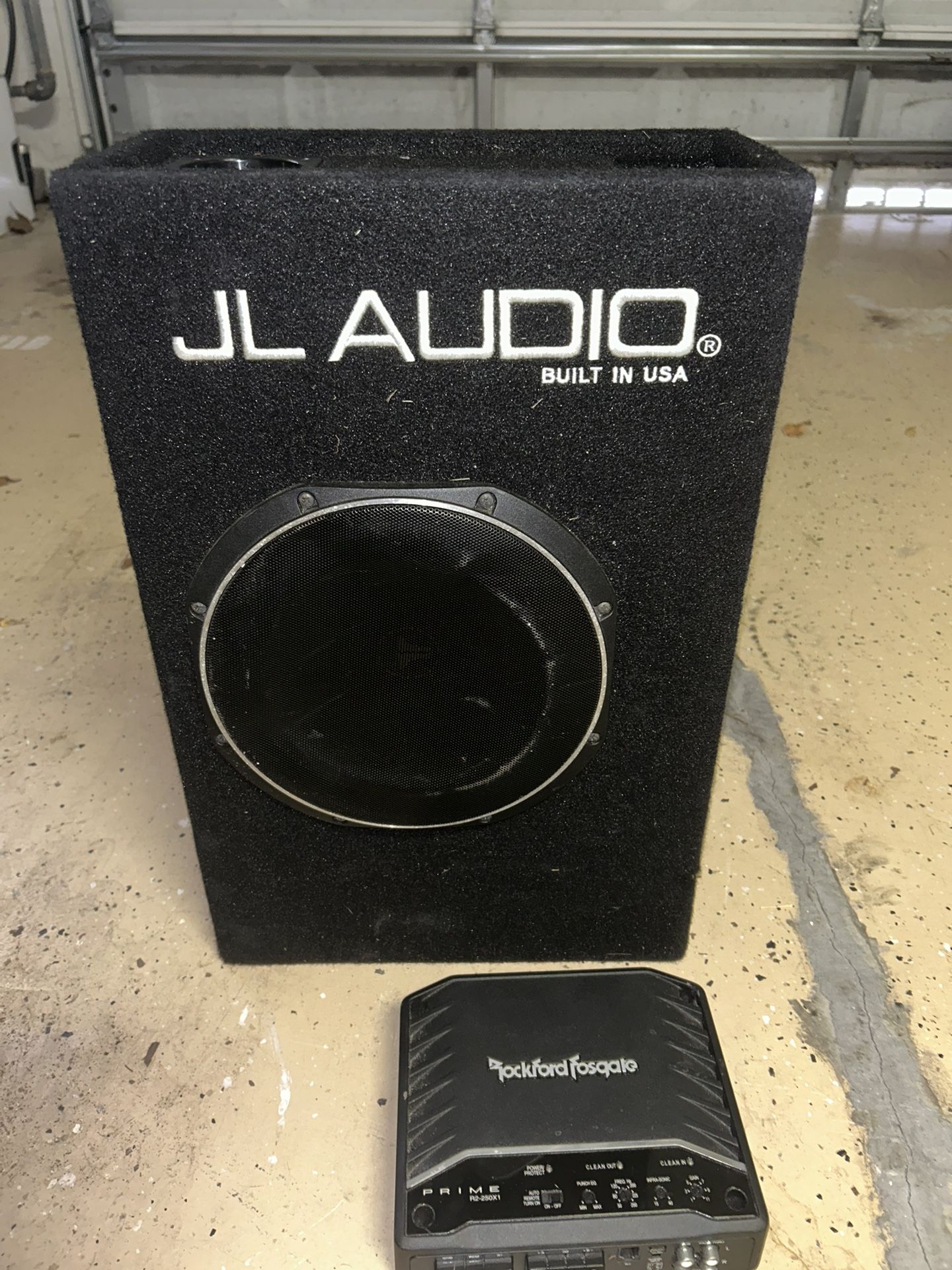 12 Inch JL Audio Subwoofer & 250w Rockford Fosgate Amplifier