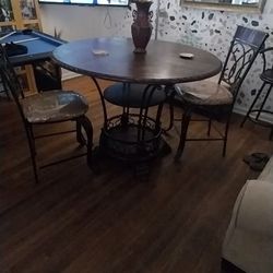 Dining Table W 2 Chaird