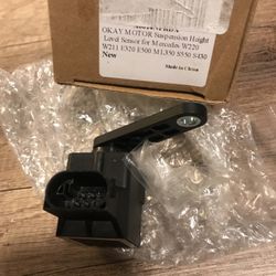 Aftermarket Mercedes Suspension Height Level Sensor 