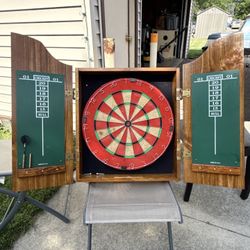 Vintage Marlboro Dartboard Cabinet – Great Condition