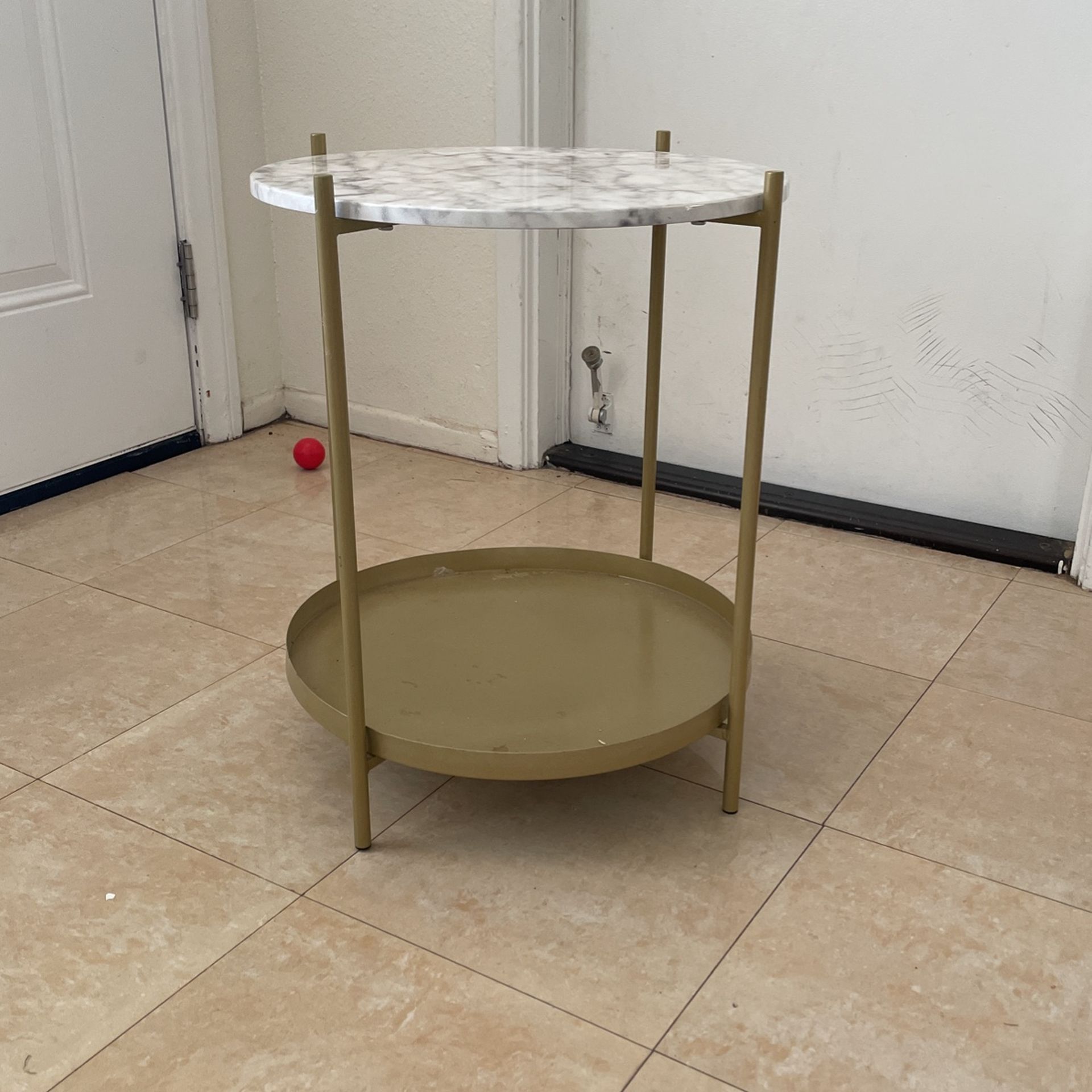 Round Side Table