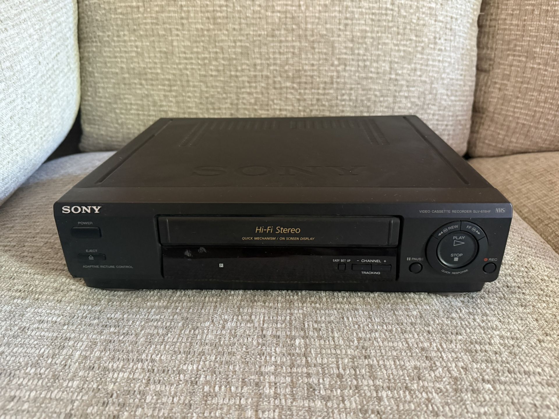 Sony SLV-685HF 4 Head 19 Micron HiFi VHS Stereo VCR Tested Working