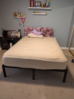 Queen Bed & Easy-Assemble Metal Frame + Bonus Twin Mattress Headboard