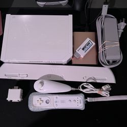 Nintendo Wii Complete With 300GB Wii/GameCube Games Included