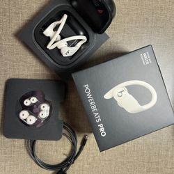 Cream Powerbeats Pro - PreOwned - Refurbished - OPEN TO BEST OFFER