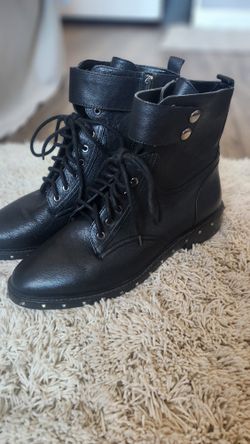 Black Boots