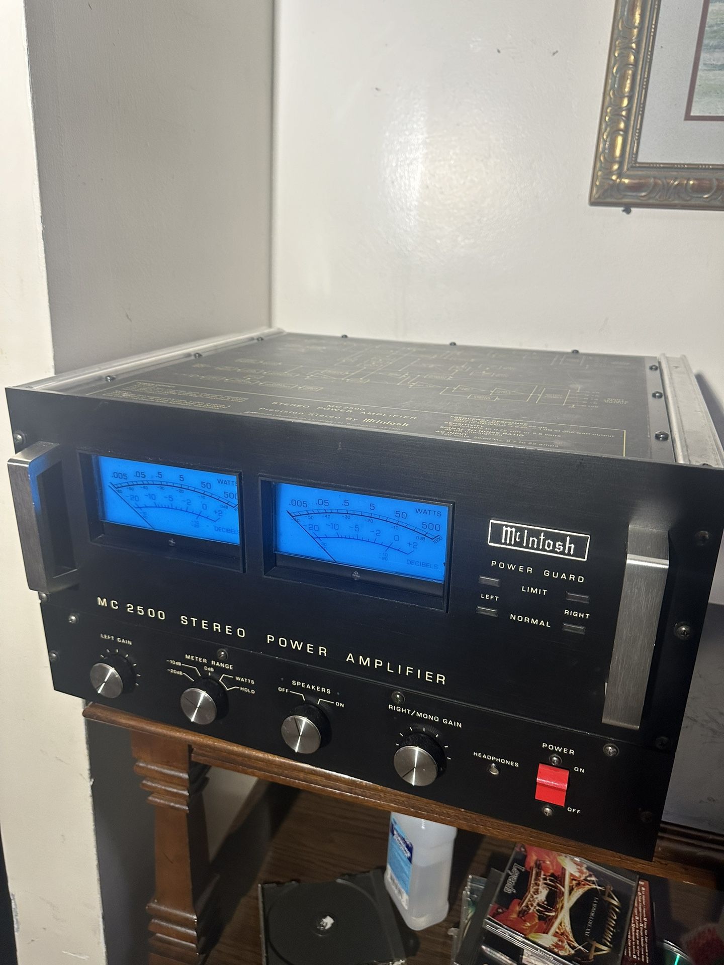 MC2500 Stereo Power Amplifier