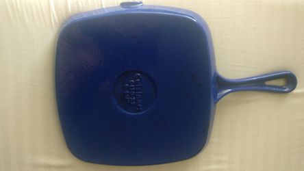 Blue fry pan