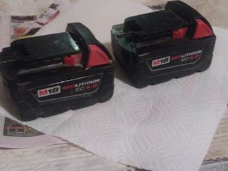 2 MILWAUKEE XC 4.0 18VOLT BATTERYS