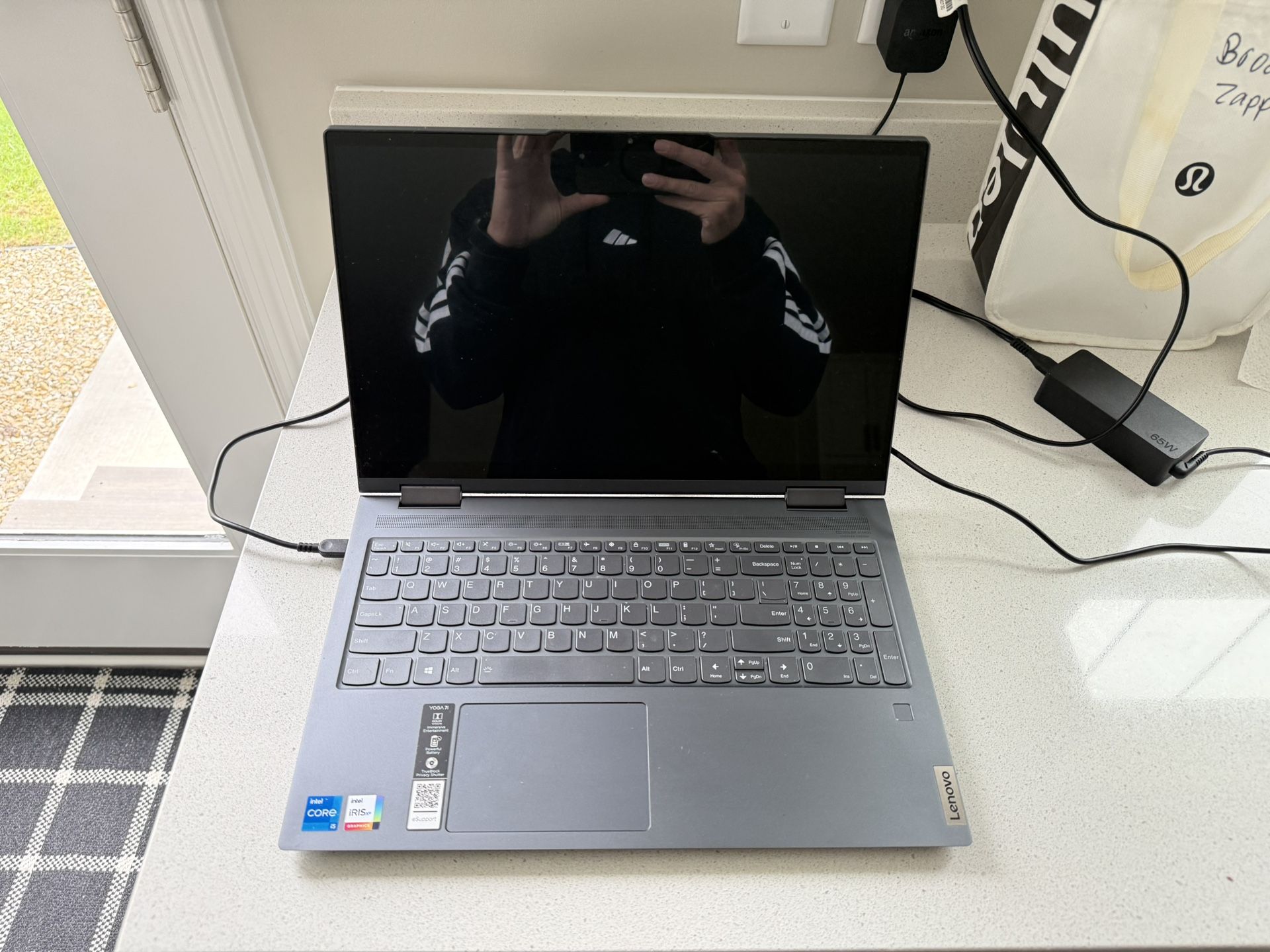 Lenovo Yoga 7i intel core i5 like new PRICE FIRM