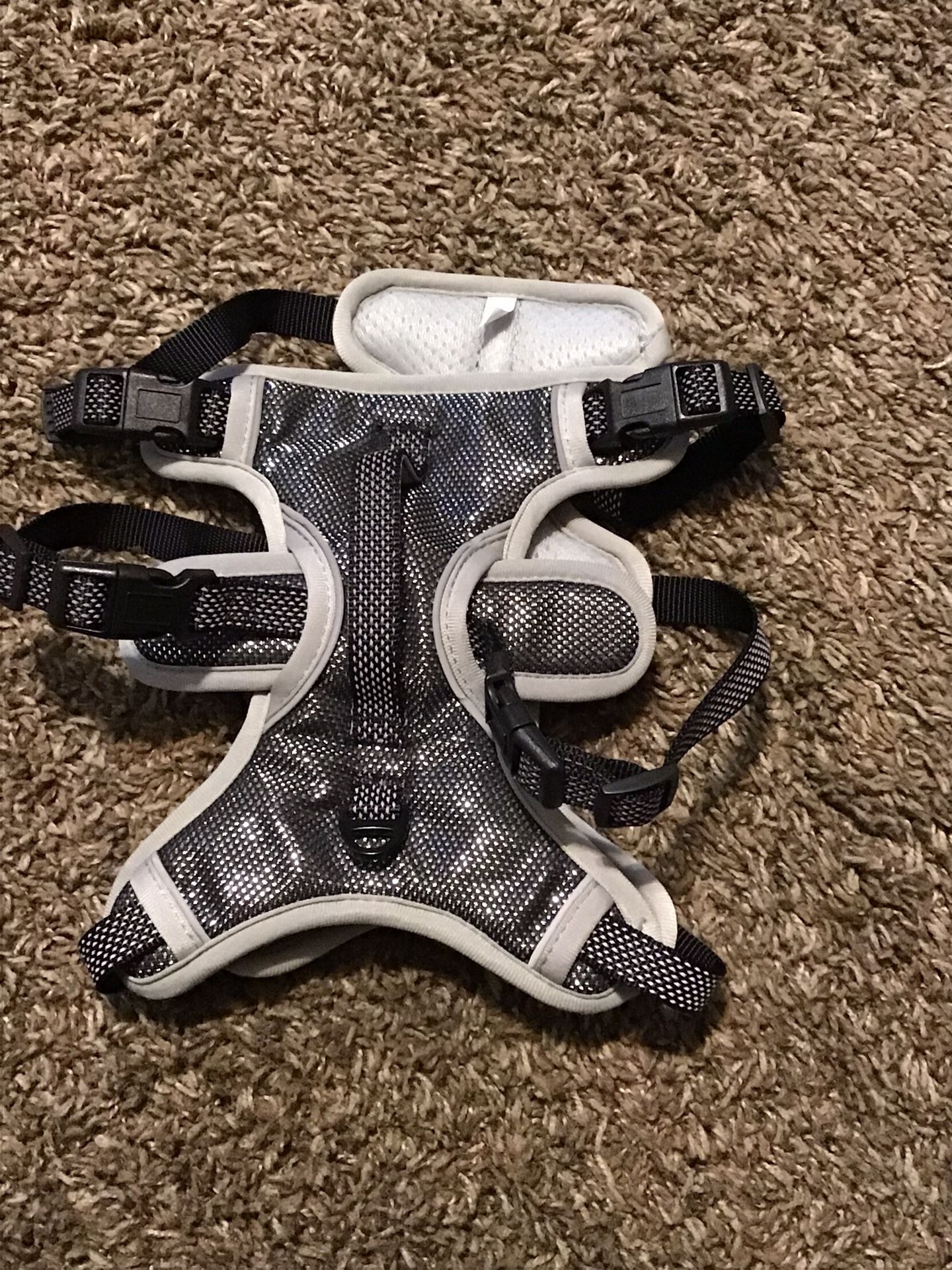 Dog Medium Black, Silver And Gray Harness