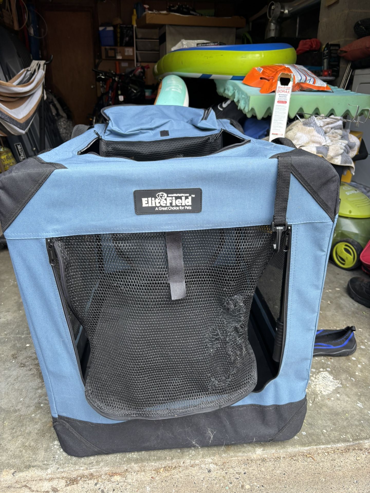 Medium Portable Dog Crate