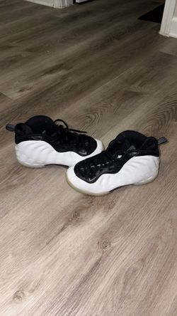Nike Air Foamposite One White Black Sneakers