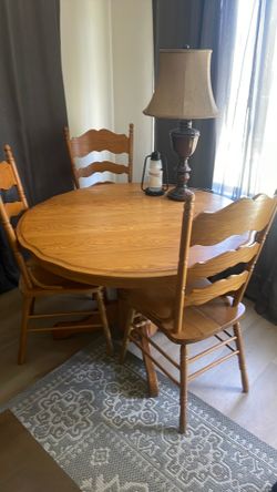 Dining table and 4 chairs