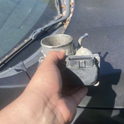 2012 Kia Soul Throttle Body