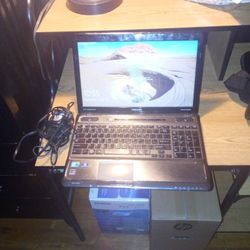 Toshiba Laptop With Charger 