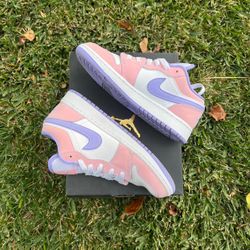 Jordan 1 Low Arctic Punch GS 4.5y Lightly Used