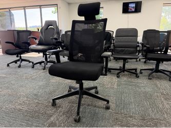 Office Chair with Headrest