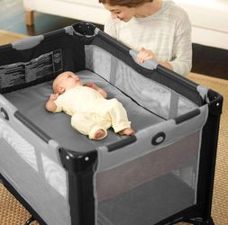 Graco Pack 'N Play with Infant Bassinet