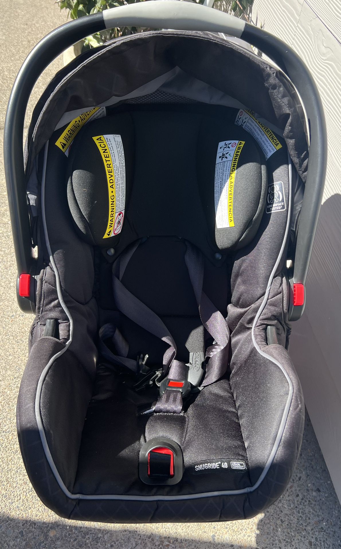 Carseat With Base (Graco)
