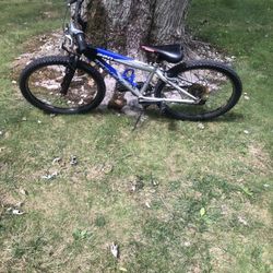 24” Trek Mountain Bike
