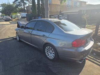2008 BMW 328i PARTS or FIXER