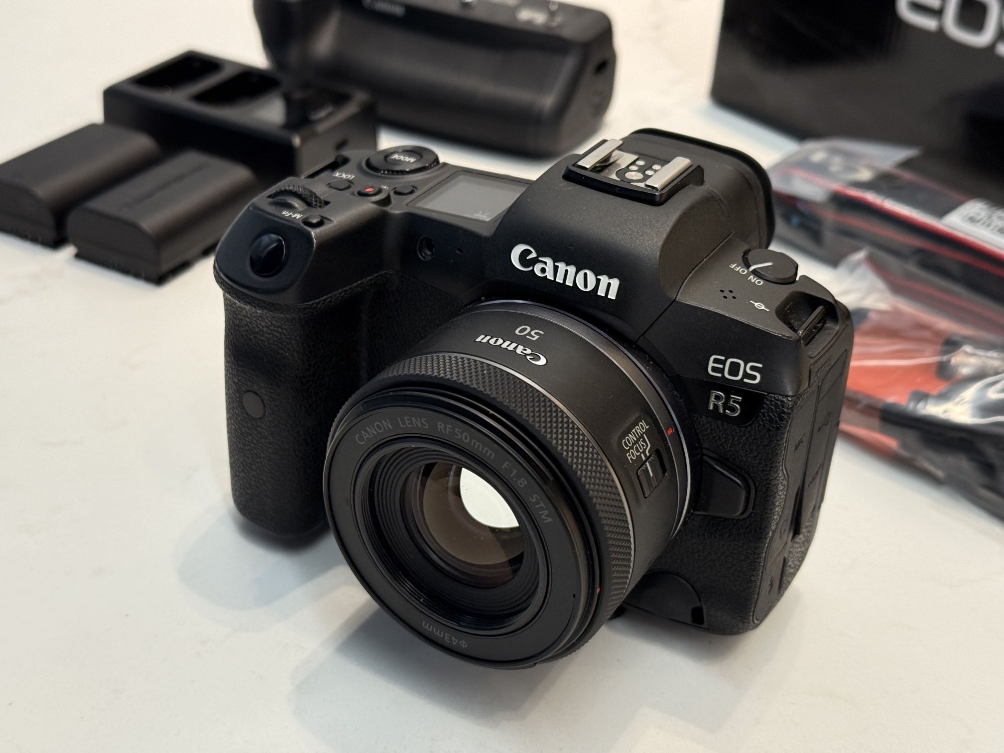 Canon R5 Mark I With 50mm 1.8 Lens