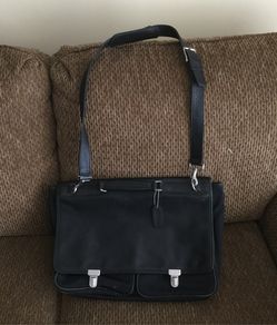 New coach shoulder bag