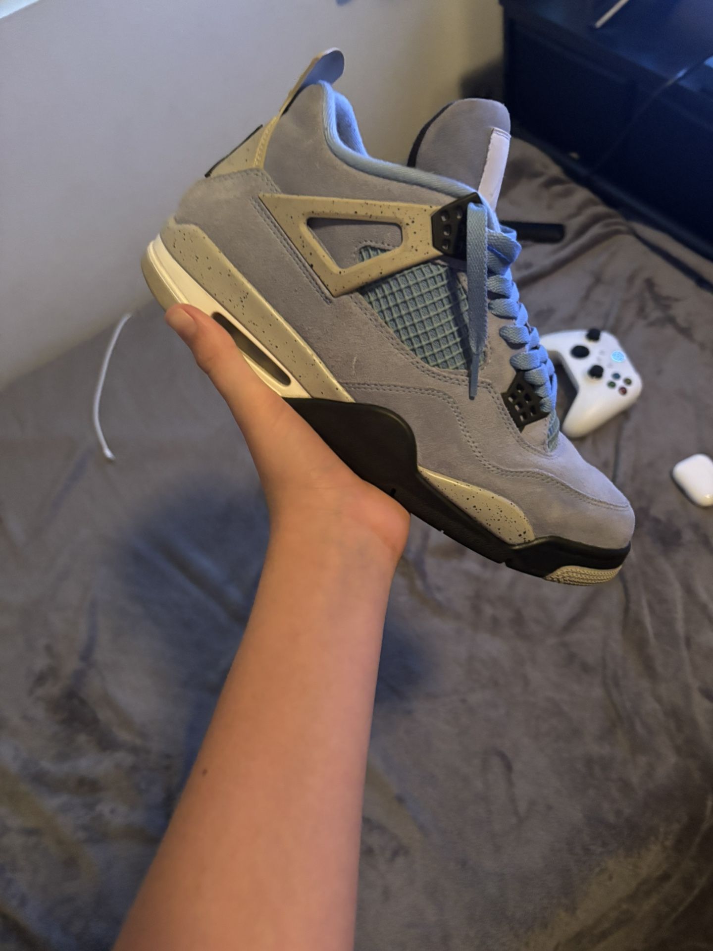 Jordan 4 Unc