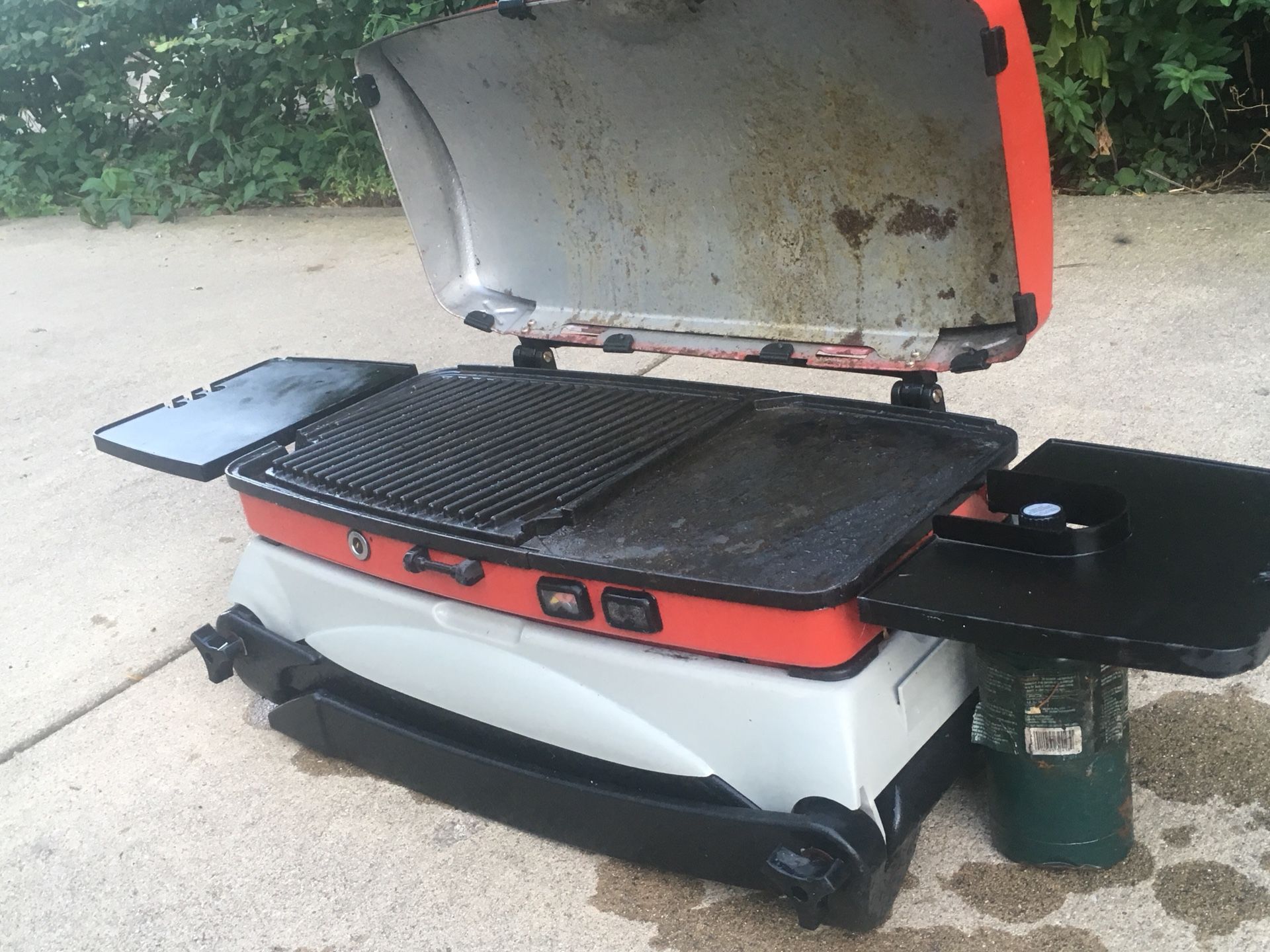 Thermos grill2go for Sale in Des Plaines, IL OfferUp