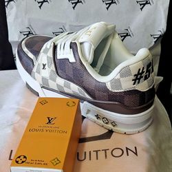 LV Trainers Shoes 