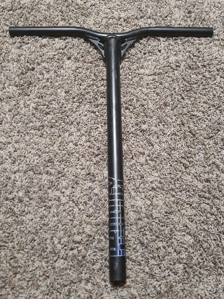 Black Aluminum Reaper V2 B ars 24 Inc Tall And 21 Wide Light Wheght