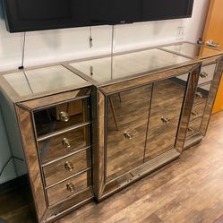 Mirrored Side Table Credenza 