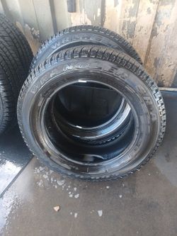 Goodyear  Wrangler SR A 266 60 R 20