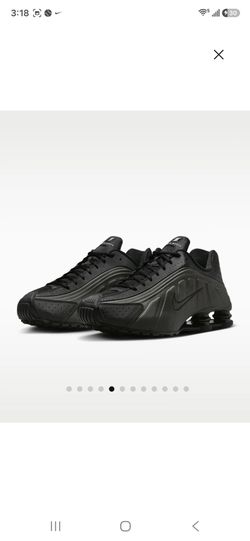 Nike Shox R4  Men's sneakers size 11