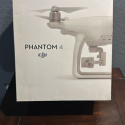Drone Phantom 4 Like New Used 3 Times 