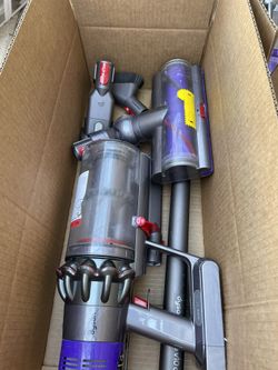 DYSON V10 CYCLONE CORDLESS STICK VACUUM CLEANER  Video Game 