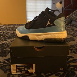 Jordan max Aura 2